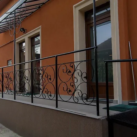 Harmonia Apartmanhaz Eger