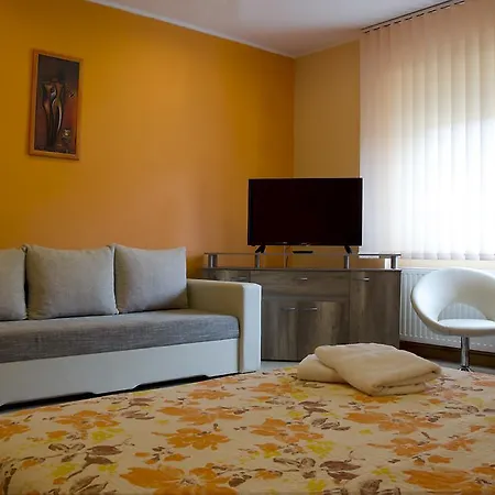 Harmonia Apartmanhaz Apartment Eger