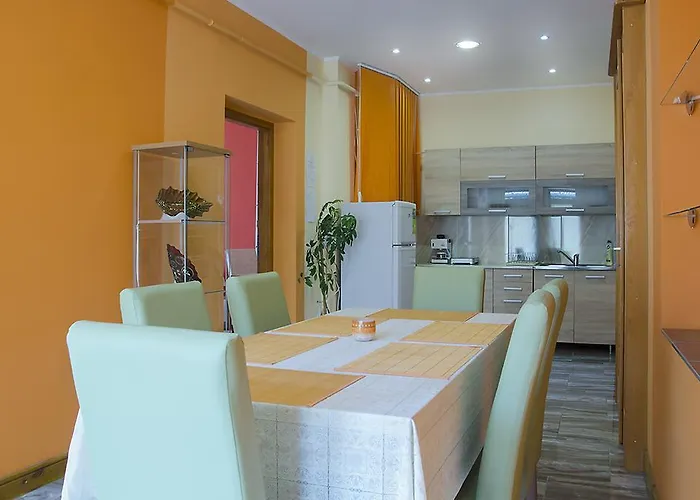 Harmonia Apartmanhaz Eger