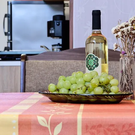 Harmonia Apartmanhaz * Eger
