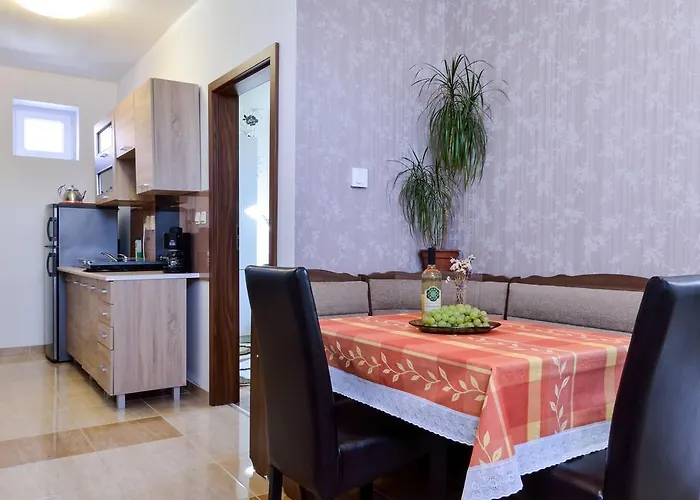 Harmonia Apartmanhaz *